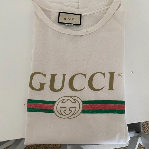Oversized Gucci Logo T Shirt - Picture 2 of 10